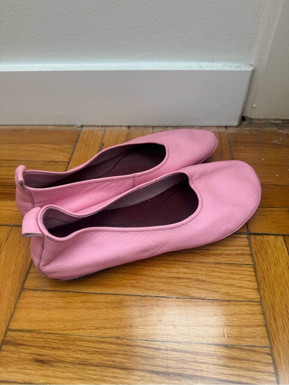 Camper Women's Pink Leather Ballet Flats